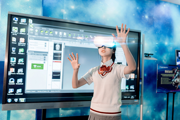 初<a href=http://njxh.cn target=_blank class=infotextkey>高中</a>女生成績不理想，可以學(xué)什么技術(shù)？
