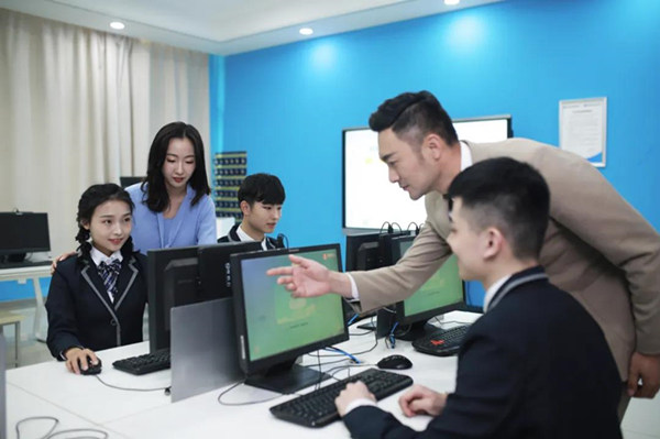 如果初<a href=http://njxh.cn target=_blank class=infotextkey>高中</a>畢業(yè)考不上怎么辦，別放棄，你還有這條路上可走