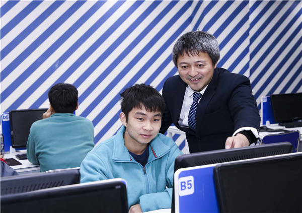 男生學(xué)什么IT<a href=http://njxh.cn target=_blank class=infotextkey>專業(yè)</a>好，自學(xué)or培訓(xùn)？