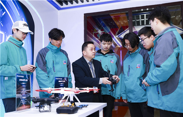 2020高考填報志愿選什么<a href=http://njxh.cn target=_blank class=infotextkey>專業(yè)</a>好？互聯(lián)網(wǎng)行業(yè)占大頭！