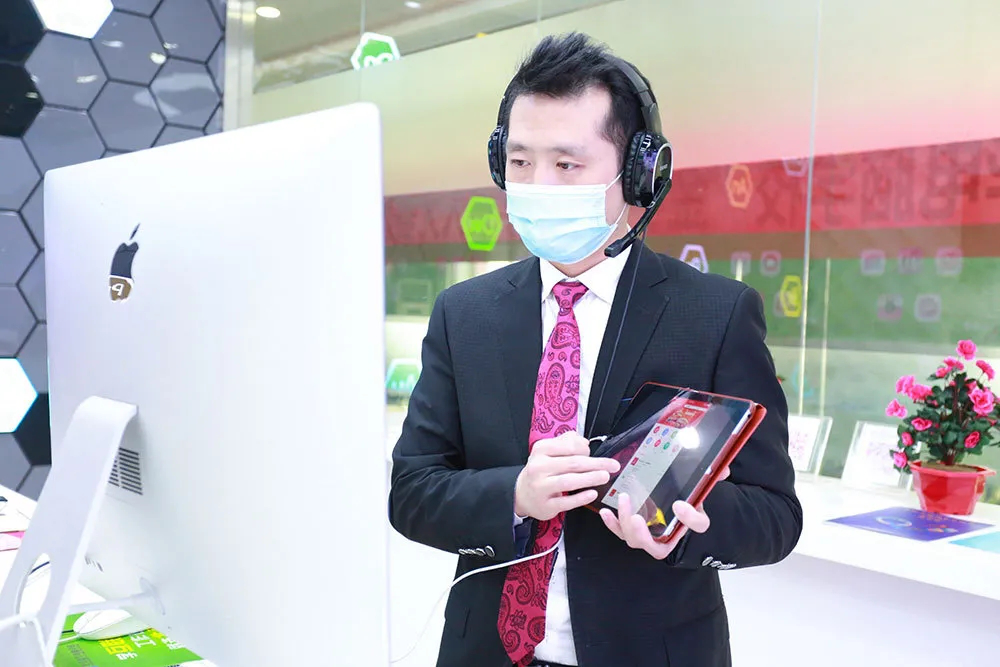 人人出彩 技能強(qiáng)國(guó)，新華邀你體驗(yàn)工匠精神