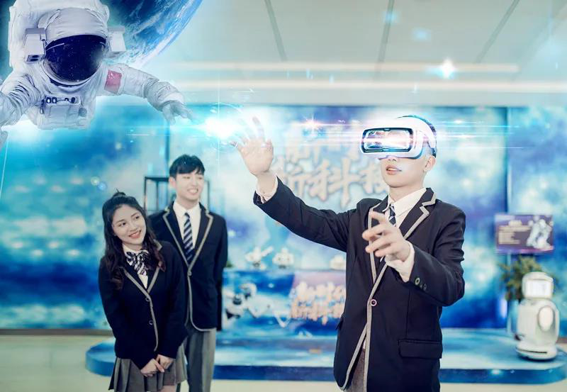 人人出彩 技能強(qiáng)國(guó)，新華邀你體驗(yàn)工匠精神