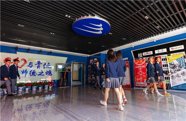 江蘇有新華電腦么？在哪里？