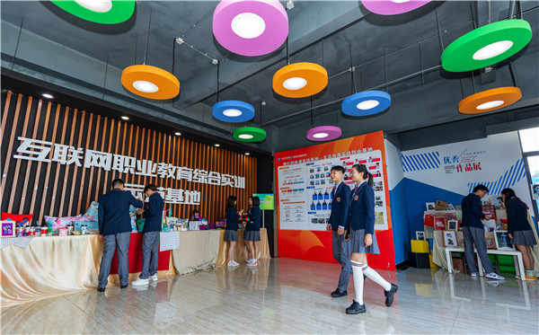 年后不想外出打工了，學(xué)什么技術(shù)有出路？