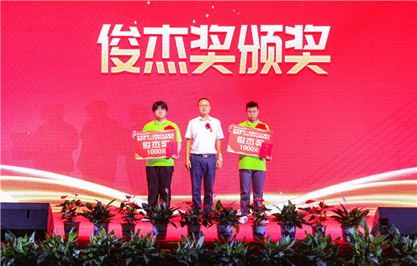 青春心向黨，逐夢新時(shí)代