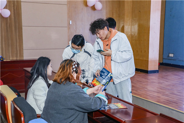 就業(yè)保障丨企業(yè)進校園，助力南新學子就業(yè)