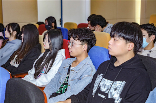 就業(yè)保障丨企業(yè)進校園，助力南新學子就業(yè)