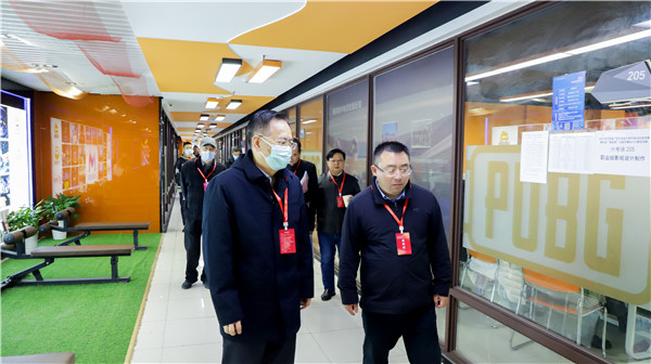 2022年江蘇省廣告行業(yè)設(shè)計(jì)制作職業(yè)技能競(jìng)賽暨全省“紫金獎(jiǎng)”公益?zhèn)鞑ピO(shè)計(jì)大賽在南京新華隆重舉行！